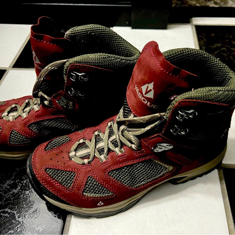 Women’s Vasque Hiking Boots